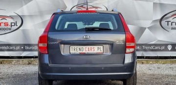 Kia Ceed I SW Facelifting 1.6 DOHC CVVT 126KM 2010 Kia Ceed 1.6 125 KM bezwypadkowa klimatronic szyberdach 1.6 Benzyna 125KM, zdjęcie 28