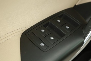 Opel Insignia I Sports Tourer Facelifting 2.0 CDTI ECOFLEX 140KM 2015 Opel Insignia 2.0 CDTI, Xenon, Klima, Klimatronic, zdjęcie 14