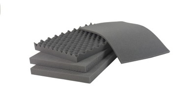 Средний алюминиевый чемодан - 430х310х110 мм.