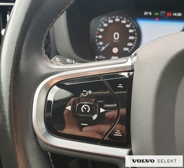 Volvo XC60 II 2020 Volvo XC 60 T8 AWD Plug-In Hybrid Momentum Pro 303, zdjęcie 7