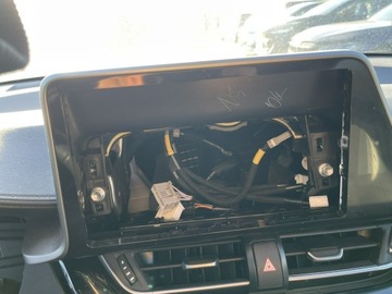 Toyota C-HR I Crossover Facelifting 1.8 Hybrid 122KM 2022 Toyota C-HR Automat Hybrid Kamera Podgrzewanie, zdjęcie 13