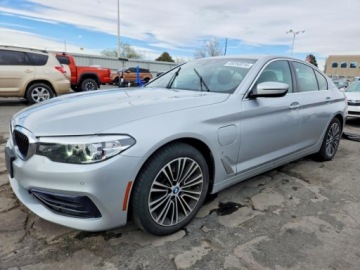 BMW Seria 5 G30-G31 2019 BMW Seria 5 BMW serii 5 530e xDrive iPerformance z 2019 roku, hybryda plug, zdjęcie 1