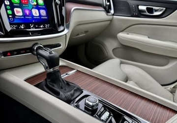 Volvo S60 III Sedan 2.0 T6 310KM 2019 Volvo S60 Volvo S60 T6 AWD Inscription 2.0 Benzyna 310KM, zdjęcie 10