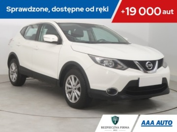 Nissan Qashqai II Crossover 1.2 DIG-T 115KM 2014 Nissan Qashqai 1.2 DIG-T, Salon Polska