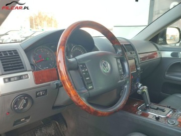 Volkswagen Touareg I 3.0 TDI 240KM 2009 Volkswagen Touareg SALON POLSKA Pelna historia serwisowa FULL OPCJA Mozliw, zdjęcie 4