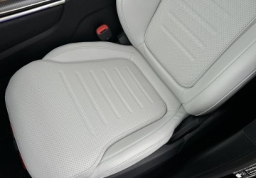 Mercedes GLC C254/X254 Coupe 2.0 300 258KM 2025 Mercedes-Benz GLC 300 4matic suv amg premium 2.0 Benzyna 258KM, zdjęcie 7