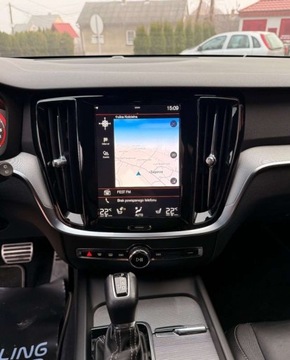 Volvo V60 II  Kombi 2.0 D4 190KM 2019 Volvo V60 R DESIGN 2.0D4 AWD 190ps AutoMat8Biegow HiBeamLED SerwisASO VAT23, zdjęcie 29