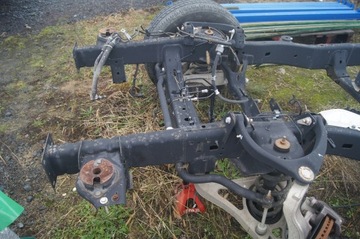 Dodge RAM 5.7 rama przód ramy 2015