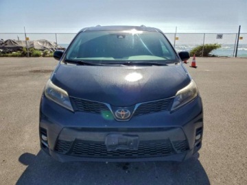 Toyota Sienna III 2020 Toyota Sienna SE 2020 3.5 Benzyna 296KM, zdjęcie 5