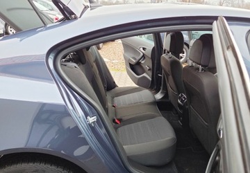 Opel Insignia I Sedan 1.6 Twinport ECOTEC 115KM 2009 Opel Insignia 1,6 Ben 115 KM Ksenon 1.6 Benzyna 115KM, zdjęcie 28