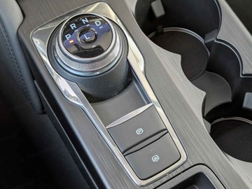 Ford Kuga III SUV Facelifting 2.5 FHEV 180KM 2025 Od ręki - Titanium 2.5 FHEV 180KM / Pakiet Winter, zdjęcie 10