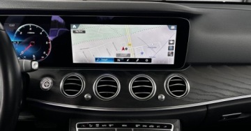 Mercedes Klasa E W213 Limuzyna 2.0 220d 194KM 2020 Mercedes-Benz Klasa E E220 4matic Od dealera Kamera cofania LED Martwe Pole, zdjęcie 12