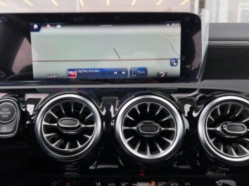 Mercedes Klasa A W177/V177 Hatchback Facelifting 1.3 200 163KM 2025 MERCEDES-BENZ A Klasa 200 AMG Line 1.3 (163KM) 2025, zdjęcie 8