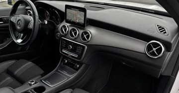 Mercedes GLA I Off-Roader Facelifting 1.6 200 156KM 2018 Mercedes-Benz GLA Salon PL AMG 7G-DCT Ambiente Czujniki Kamera Keyless LED, zdjęcie 21