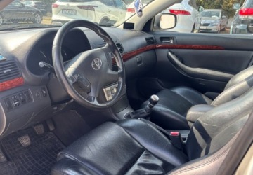 Toyota Avensis II Kombi 2.0 D-4D 126KM 2006 Toyota Avensis GWARANCJA 2.0 Diesel 126KM, zdjęcie 4