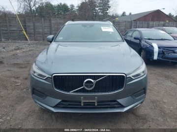 Volvo XC60 II Crossover T5 250KM 2018 Volvo XC 60 2018 Volvo XC60 T5 AWD Momentum 2.0 Benzyna 250KM, zdjęcie 10