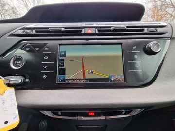 Citroen C4 Picasso II Picasso 1.2 PureTech 130KM 2016 Biały Citroen C4 Picasso Attraction Panorama, zdjęcie 24