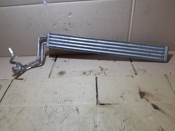 AUDI Q7 4L 4.2 FSI CHLADIČ OLEJE 7L8422885