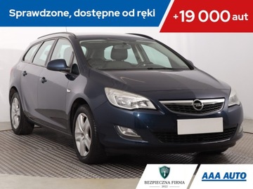 Opel Astra J Sports Tourer 2.0 CDTI ECOTEC 165KM 2011 Opel Astra 2.0 CDTI, 162 KM, Klima, Tempomat