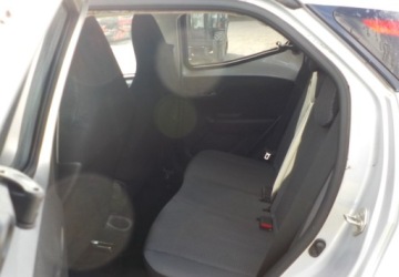 Toyota Aygo II Hatchback 3d Facelifting 1.0 VVT-i 72KM 2021 Toyota Aygo Okazja Benzyna 72KM, zdjęcie 15