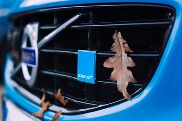 ЭМБЛЕМА VOLVO POLESTAR R ДИЗАЙН РЕШЕТКА