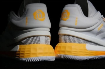ADIDAS БАСКЕТБОЛ D.ROSE 773