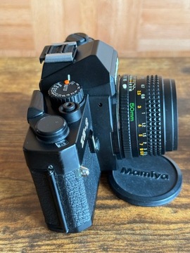 Mamiya ZE-2 + Sekor 50mm 1.7 Sekor 28mm 2.8 +Zoom Аксессуары Мега набор Идеал