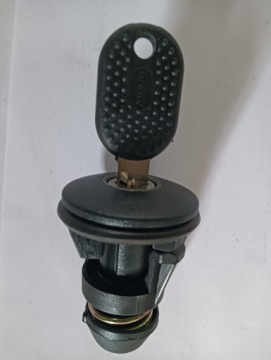 Korek paliwa GROENVELD MASTER 4E4 F143843 FIAT