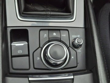 Mazda 6 III Kombi Facelifting 2016 2.0 SKYACTIV-G 145KM 2017 Mazda 6 2.0 Benzyna, 145KM, Niemcy, zdjęcie 35