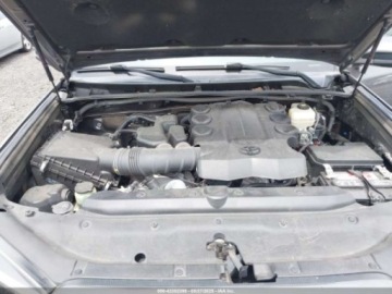 Toyota 2018 Toyota 4-Runner Trd Off Road Premium 2018 4.0l 4.0 Benzyna 270KM, zdjęcie 8