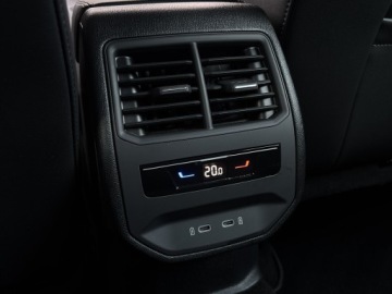Cupra Formentor Crossover 1.5 TSI 150KM 2025 Cupra Formentor 1.5TSI 150KM DSG l Sportowe Fotele, zdjęcie 11