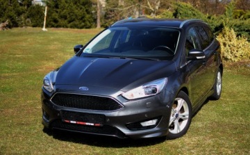 Ford Focus III Kombi Facelifting 1.0 EcoBoost 125KM 2015 Ford Focus ST-LINE Bezwypadkowy z Niemiec Ksenon Full, zdjęcie 2