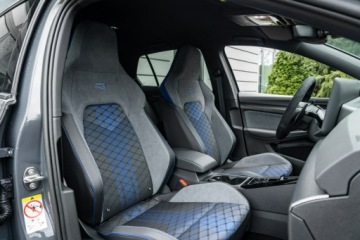 Volkswagen Golf VIII R Facelifting 2.0 TSI 333KM 2026 Volkswagen Golf R 2.0 TSI 4Motion 333 KM DSG -, zdjęcie 12