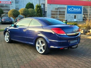 Opel Astra H Cabrio 1.6 Twinport ECOTEC 105KM 2007 Opel Astra Astra Kabrio 1.6 Benzyna 105KM, zdjęcie 2