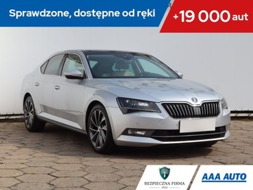 Skoda Superb III Liftback 2.0 TDI 190KM 2016 Skoda Superb 2.0 TDI, Salon Polska, Serwis ASO