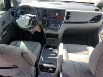 Toyota Sienna III 2020 Toyota Sienna XLE 2020 3.5 Benzyna 296KM, zdjęcie 8