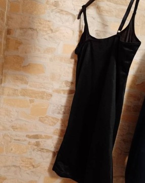 (42/XL) Ekskluzywna, czarna halka modelująca z Londynu