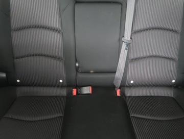 Mazda 3 III Hatchback  2.0 SKYACTIV-G 120KM 2015 Mazda 3 2.0 Skyactiv-G, Salon Polska, Automat, zdjęcie 9