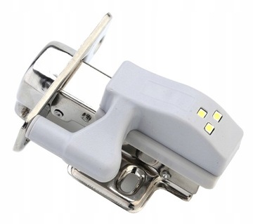 СВЕТИЛЬНИК для шкафа, навесного шкафа, 3 светодиода АВТОМАТ