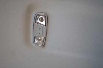 СЕРАЯ ОТДЕЛКА ПОТОЛКА AUDI Q3 8U