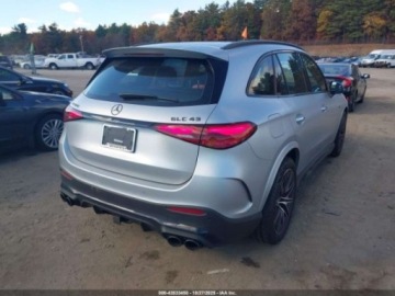 Mercedes GLC C254/X254 2024 Mercedes-Benz GLC AMG, 2024r., 4x4, 2.0L 2.0 Hybryda 416KM, zdjęcie 3