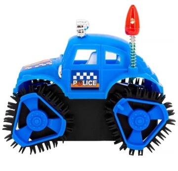 ПРОЕЗДНЫЙ АВТОМОБИЛЬ С ЛЕГКИМ ПОЛИЦЕЙСКИМ АВТОМОБИЛЕМ