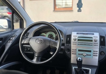 Toyota Corolla Verso E120 1.8 VVT-i 130KM 2004 Toyota Corolla Verso 2004r 1.8 Benzyna 129KM, zdjęcie 12