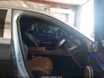 Mercedes Klasa S W223/V223 2024 Mercedes-Benz Klasa S 680 Maybach 4matic 2024 6.0 Benzyna 621KM, zdjęcie 9