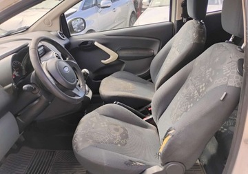 Ford Ka III 1.2 Duratec 69KM 2009 Ford KA 2009r, 1.2 Benzyna. Delikatnie uszkodzony przod. Jezdzi. 1.2 70KM, zdjęcie 6