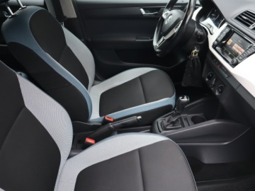 Skoda Fabia III Kombi 1.2 TSI 110KM 2016 Skoda Fabia 1.2 TSI, Salon Polska, DSG, Klima, zdjęcie 8