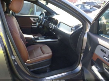 Mercedes GLA II 2021 Mercedes-Benz GLA 35 AMG 4Matic 2021 2.0l 2.0 Benzyna 302KM, zdjęcie 9