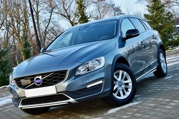 Volvo 2017 Volvo V60 Cross Country 2,0D3 150Km Ledy Navi