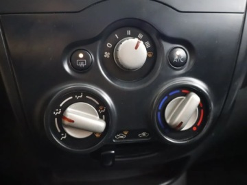Nissan Note II 1.2  80KM 2015 Nissan Note 1.2, Salon Polska, Serwis ASO, Klima, zdjęcie 16