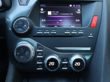 DS 5 Hatchback Facelifting 2015 2.0 BlueHDi 181KM 2016 DS 5 2.0 BlueHDI, Salon Polska, Serwis ASO, zdjęcie 11